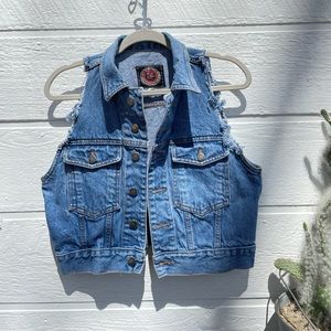 Cropped Sleeveless Denim Jacket